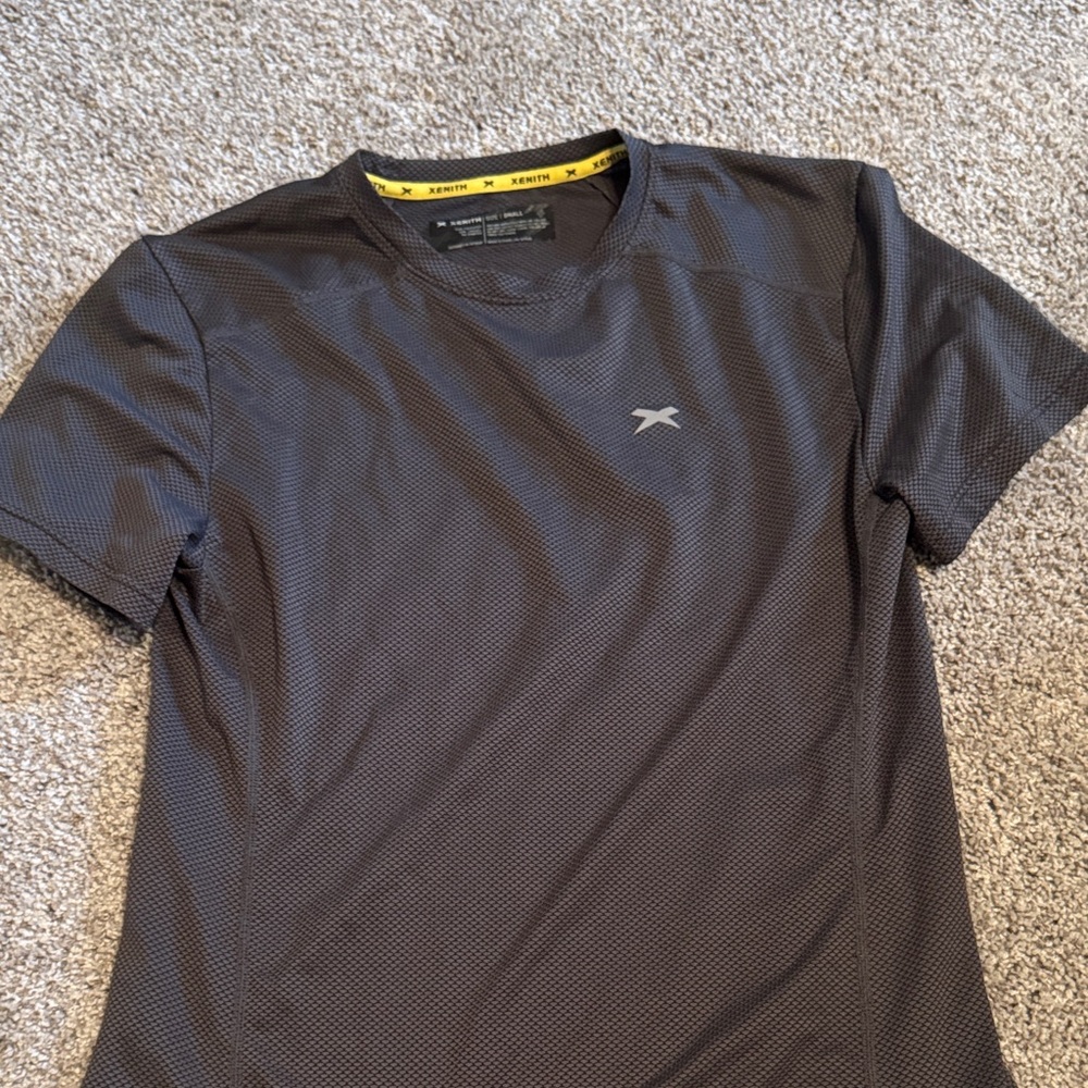 Zenith Men's Black Performance Shirt